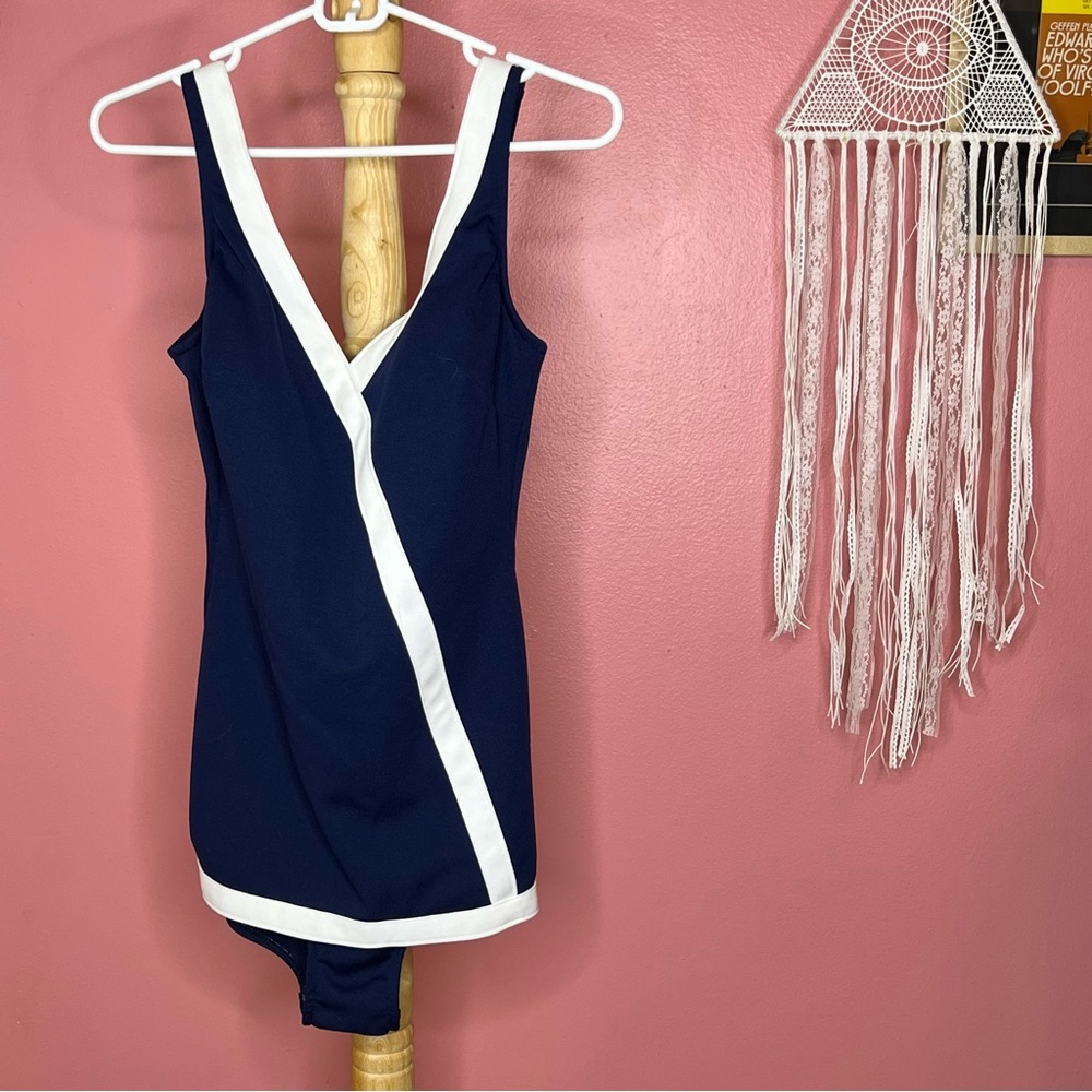 Women’s Navy & White V-Neck Tank Swimsuit